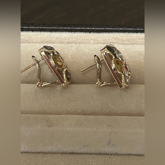 14kt Yellow Gold Earrings - Picture 3 of 5